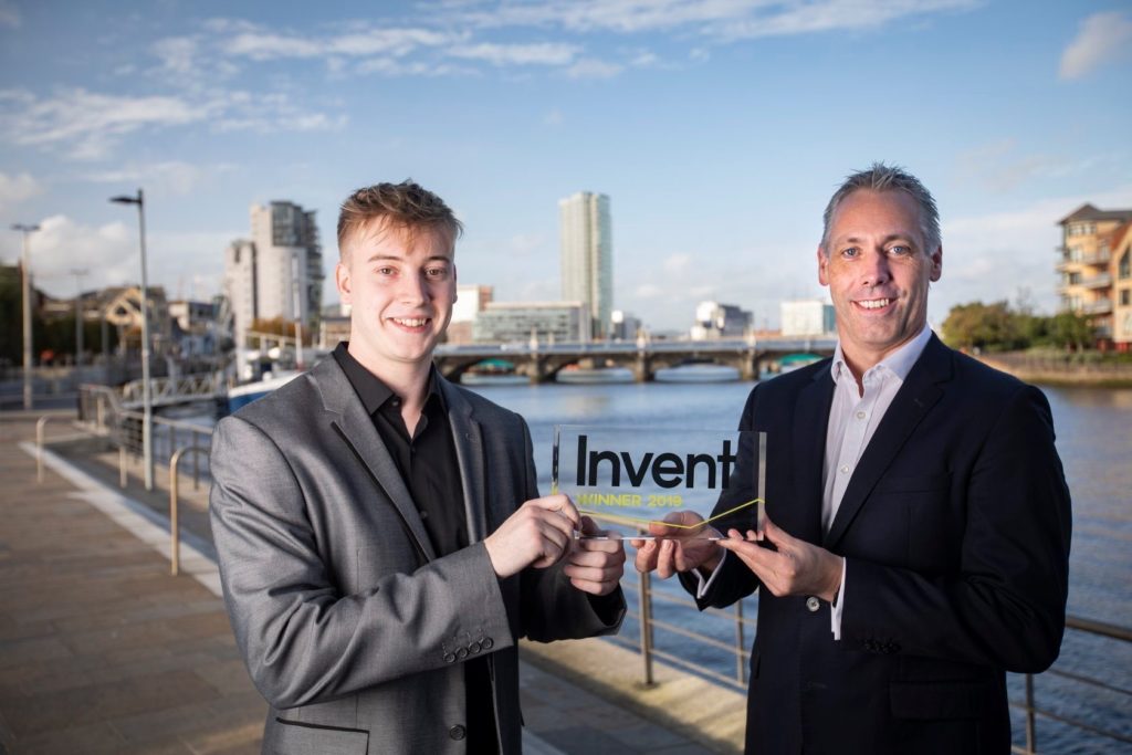 Lewis Loane of Signal Optimiser accepts his Invent Award 2019.